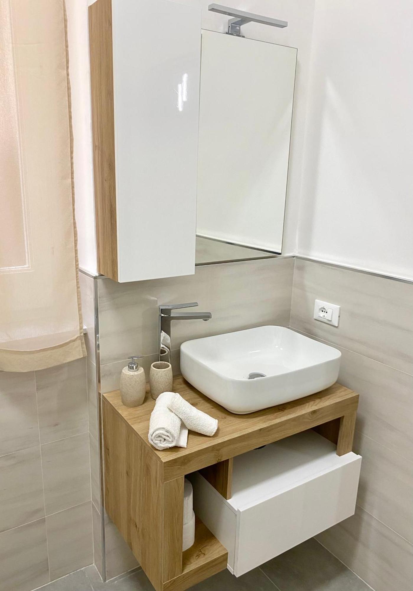 Holiday House Orlando Palermo Bagian luar foto